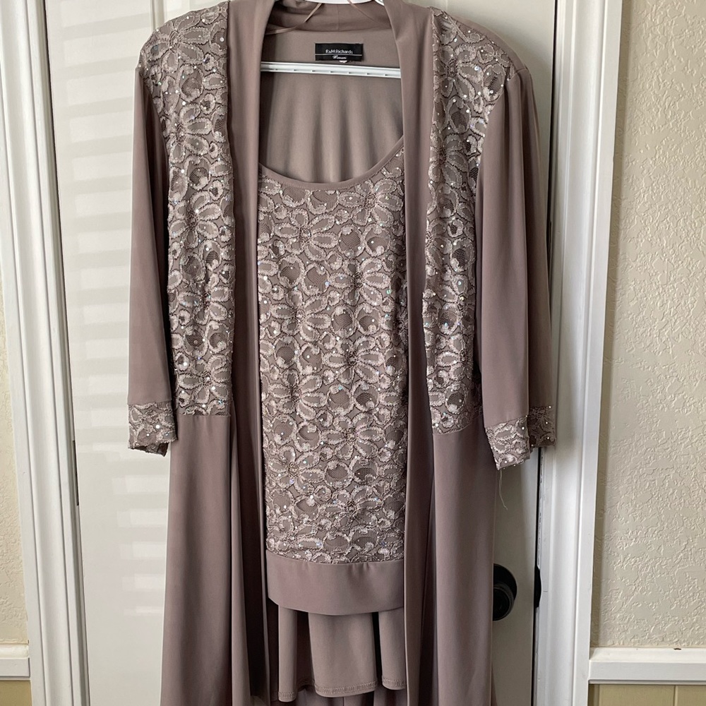 Mother of the Bride pantsuit. Size 2X